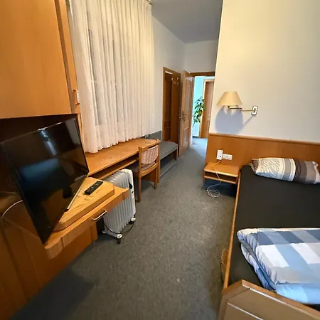 Pansiyon Gaestehaus & Monteurzimmer *